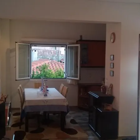 παραθαλάσσιο 2 στο αβίας Akrogiali